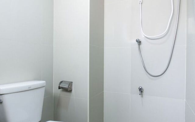 OYO 274 Meesook Residence