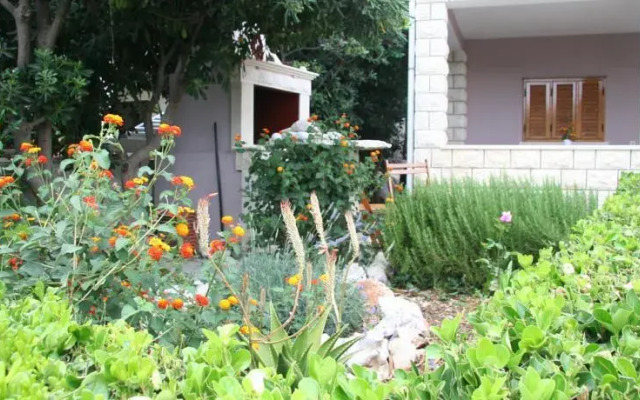 Apartment Djulijana