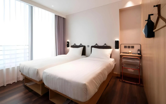 Harbour Bay Hotel