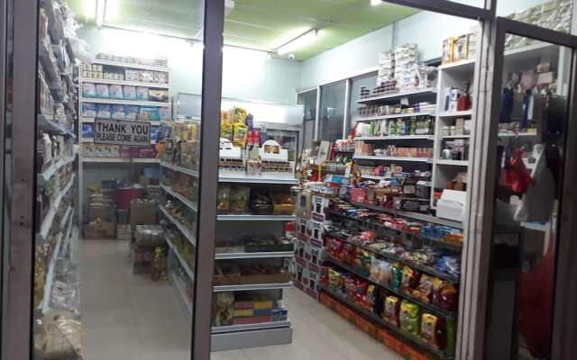 1 Room Apartment Vista Pinggiran- Equine