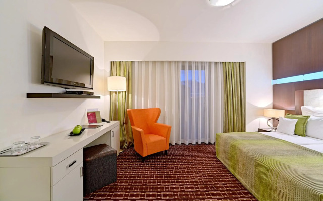 Hotel Cubix