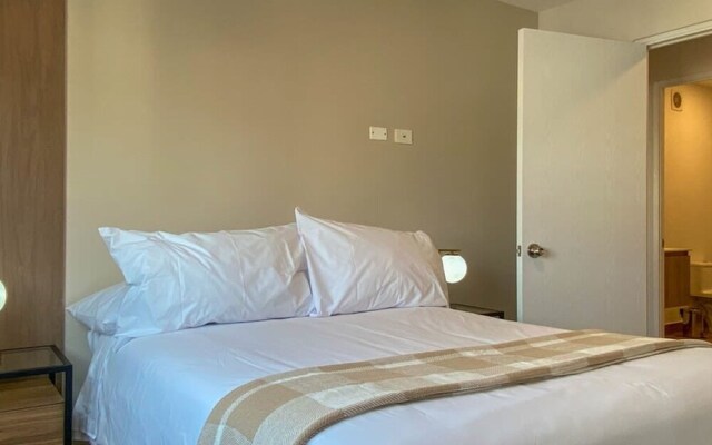w Fantastic 2BR in the Heart of Miraflores