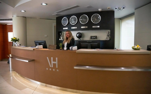 Best Western Plus Grand Hotel Victor Hugo