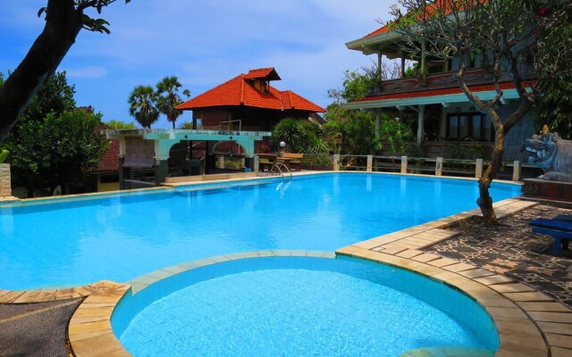 Amed Cafe & Hotel Kebun Wayan