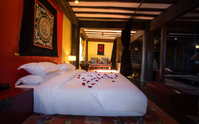 Banyan Tree Ringha