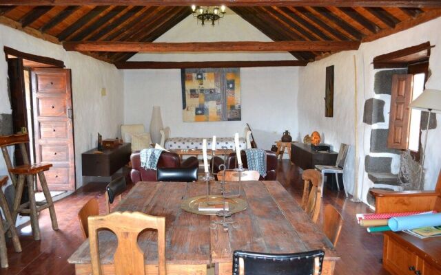 Traditional Canarian Country House B&B