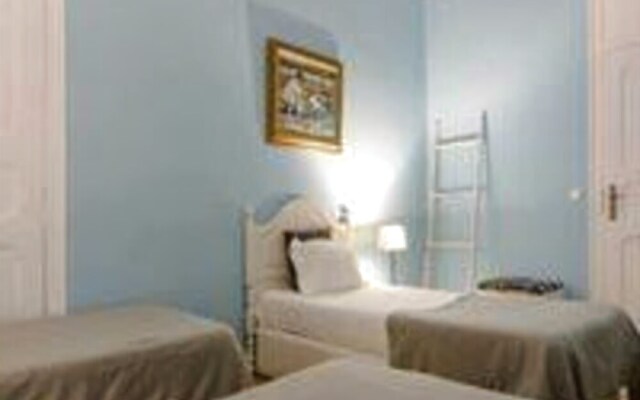 Royal Park Lisbon Guest House