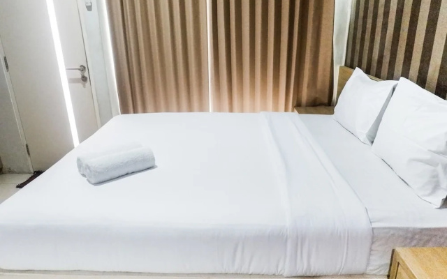 Spacious Studio Room at The Square Apartment