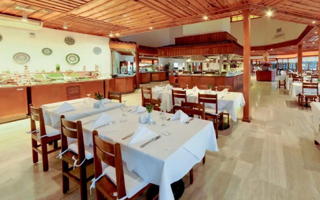 Montana Pine Resort - All Inclusive