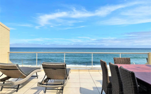 Beachfront @ Driftwood 6 Luxury Family Apartment