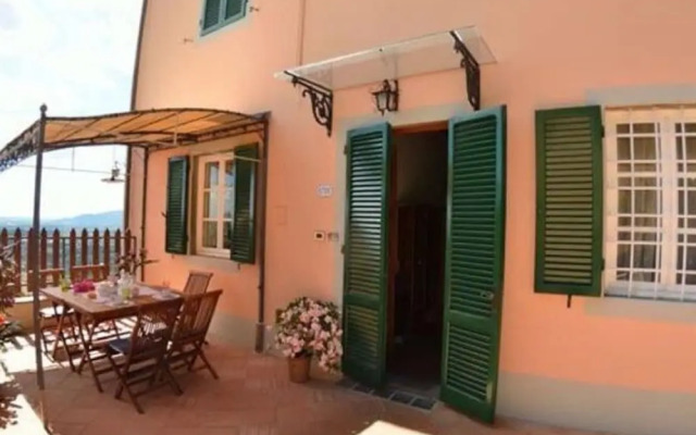 House in Ciciana With Pool and Scenic Views