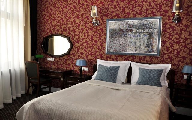 SleepWalker Boutique Suites