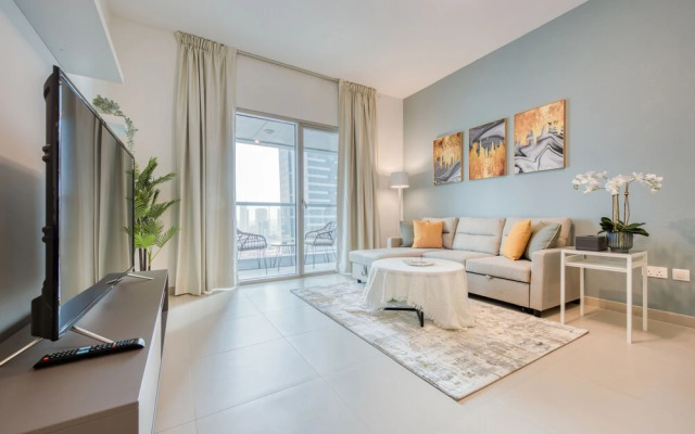 Capital Living On Reem: The Arc Towers