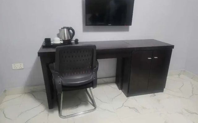 New Land Luxury Hotel