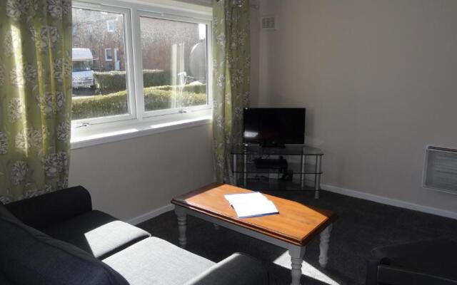 Glenrothes Central Apartment