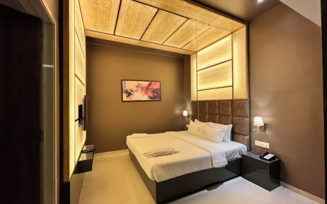 Galaxy Club & Hotel