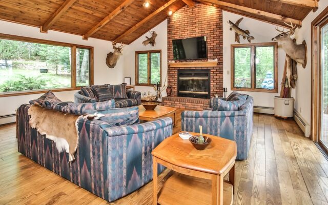 Porcupine Point - 4 Br Home