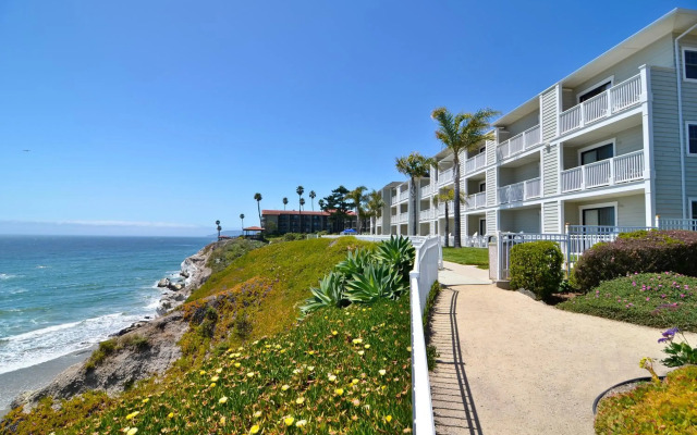 Pismo Lighthouse Suites