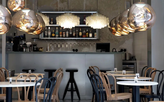 Hipsters Hotel