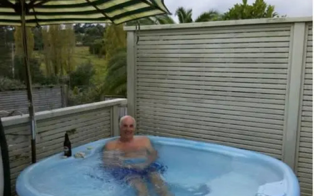 Empty Nest Bed & Breakfast