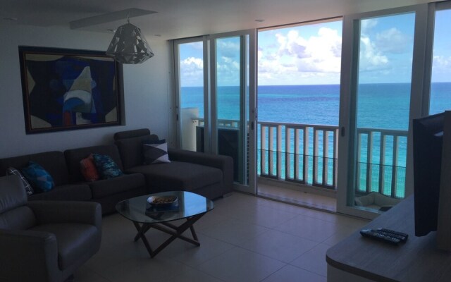 Stella Maris Beach Front Apartment