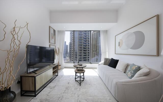 Chic Comfy 1BR in Dubai Marina