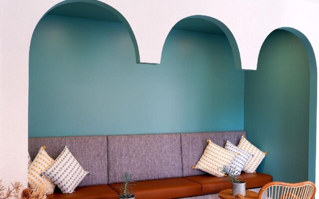 Stoke Beach House - Hostel