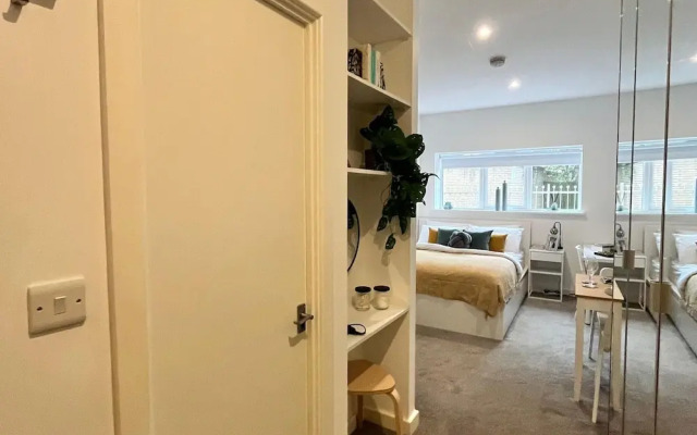Kingston Luxe Suites Riverside Apartment Belvilla