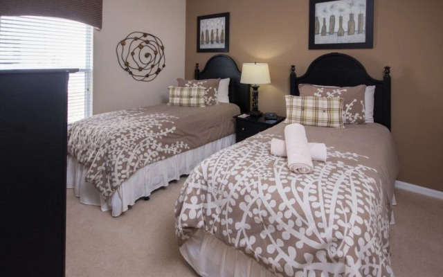 Ken's West Haven Villa