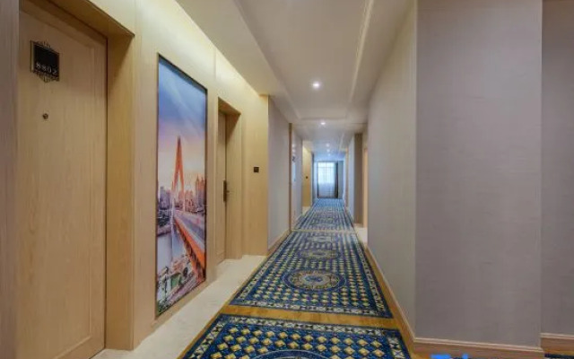 Vista Harbour Internation Hotel