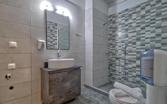 Epipleon Luxury Suites -108- Διαμέρισμα 85τμ δίπλα στη θάλασσα