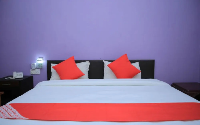 OYO 256 Subash Hotel