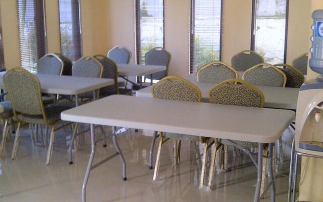 Hotel 68 Lembang by ZUZU