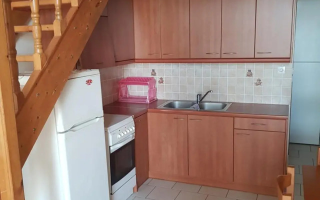 Schinas Apts.