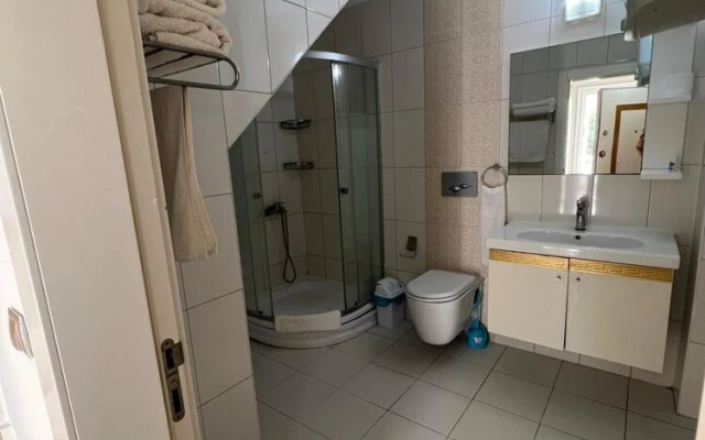 Flat Near Beach in Didim With Shared Pool