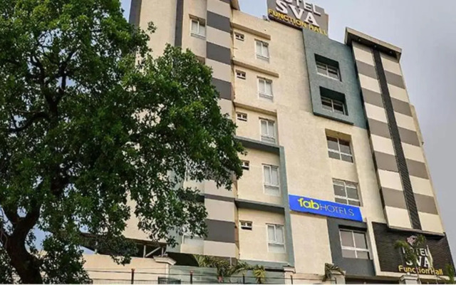 Townhouse OAK Hotel SVA