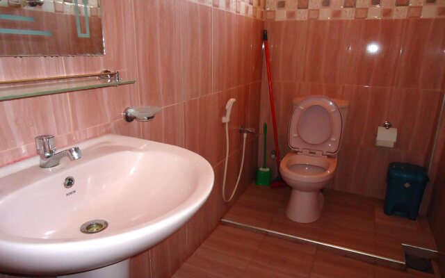 Barathi Star Hotel