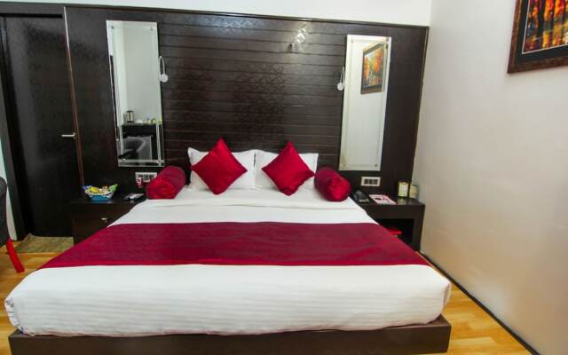 OYO 9242 Le-Leisure Hotel
