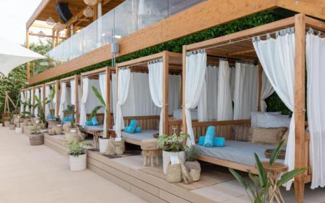 La Perla Hotel & Villas