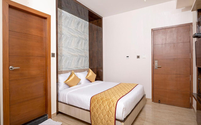 Fabhotel The Leela Park