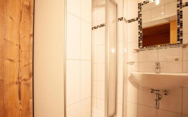 Haus 4 Jahreszeiten - Two-Bedroom Apartment (5 Adults)