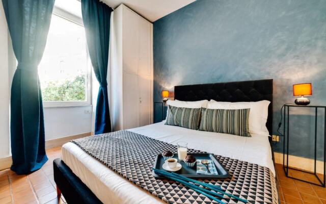 Amazing Flat for 6 People Close to Colosseum