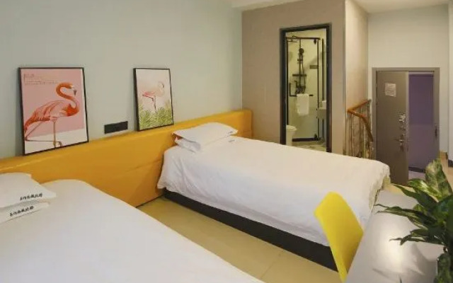 100 Inn (Shanghai North Xizang Road)