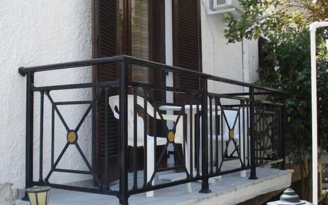 Pension Lagoudera