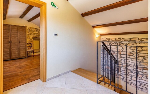 Amazing Home in Medulin With Wifi and 4 Bedrooms