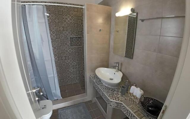 1Path Pelican Mykonos Super Paradise Beach House