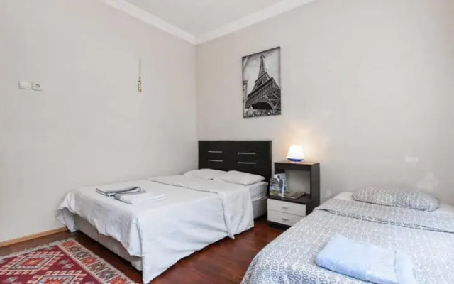 Spacious&Cosy Flat-1