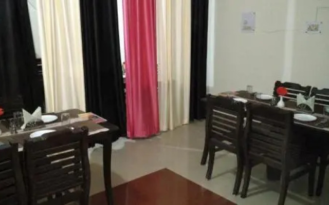 Domlat Hotel