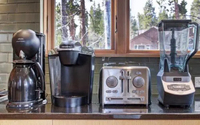 White Cloud Mountain Home