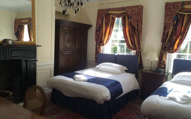 Harmondsworth Hall Guest House Heathrow